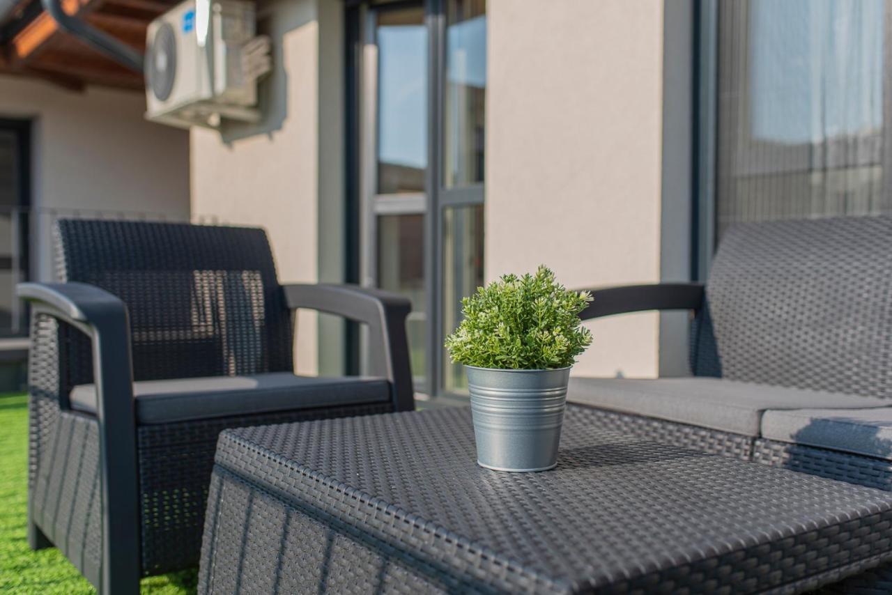 Sun Terrace Mini Penthouse Bestern Szeged Exterior photo